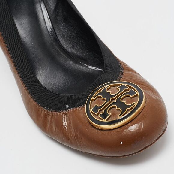 Tory Burch Brown Patent Leather Caroline Scrunch Pumps Size 39 - Picture 7 of 7